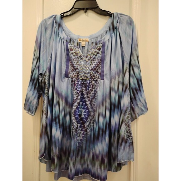 World Unity Top Blue Blouse SZ 1X Watercolor Rhinestone Artsy Boho Hippie Hi-Lo - Picture 1 of 8